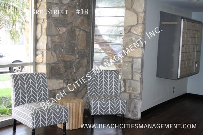 Photo - 2033 E 3rd St Unit #1B