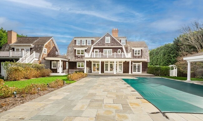 Photo - 63 Meadowmere Pl