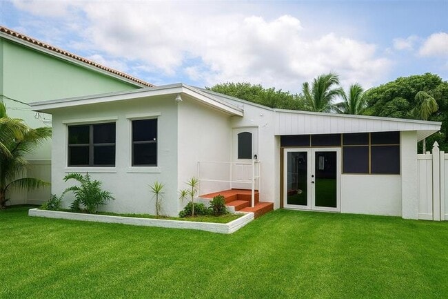 Photo - 5620 Pierce St Casa