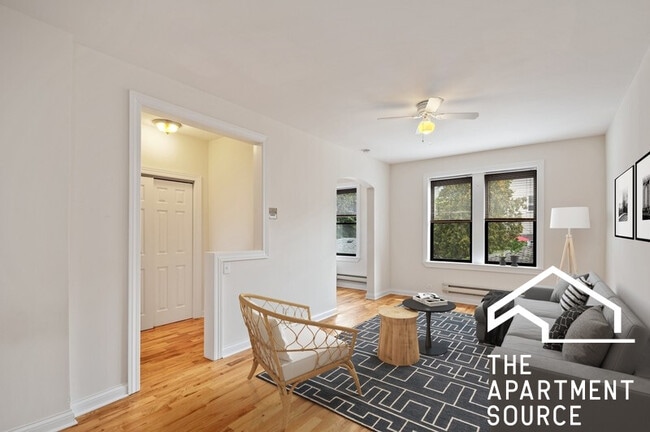 Photo - 4851 N Damen Ave Unit 210