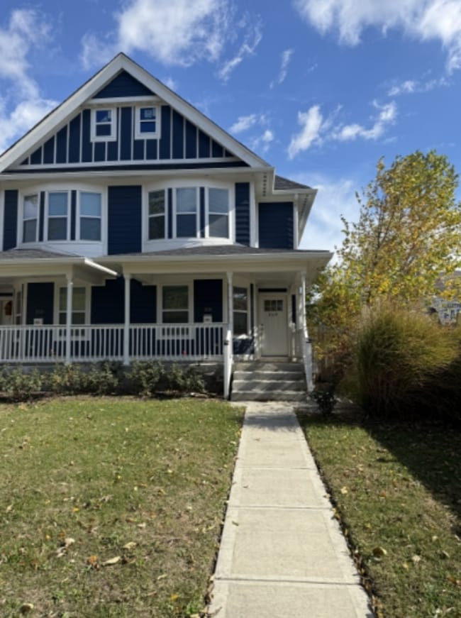 Building Photo - 2519 N College Ave Unit 1