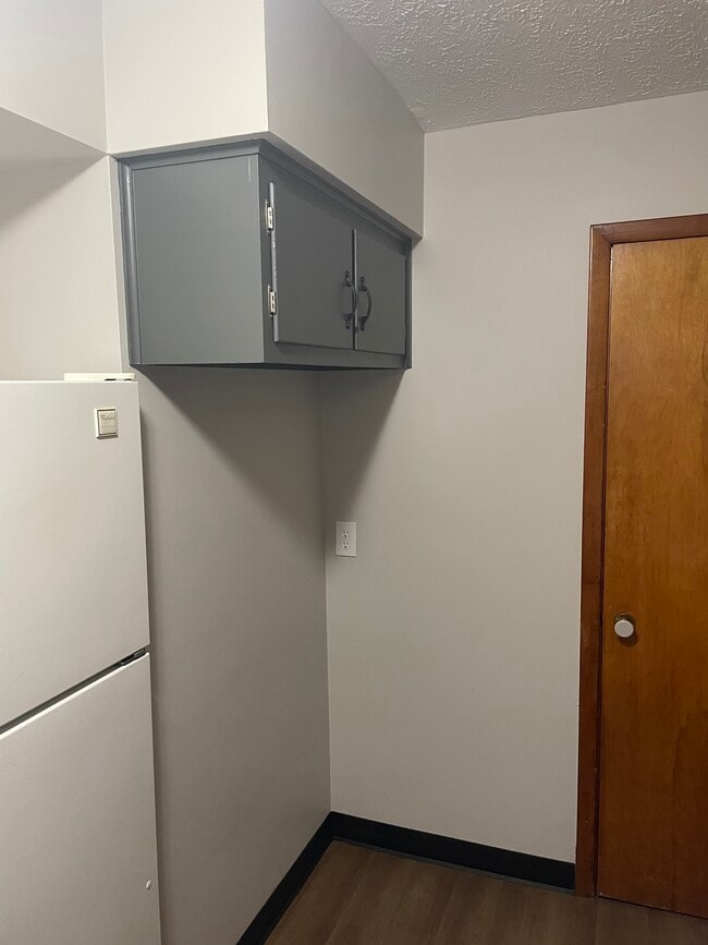 Photo - 1396 Goodyear Blvd Unit 1