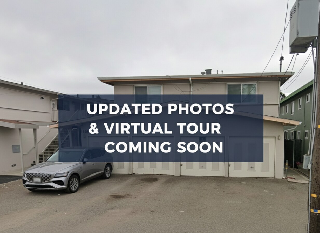 Garage & In-Unit Laundry! 1 Bedroom Apartm... - Garage & In- Apartment Unit Laundry! 1 Bedroom Apartm... Unit A