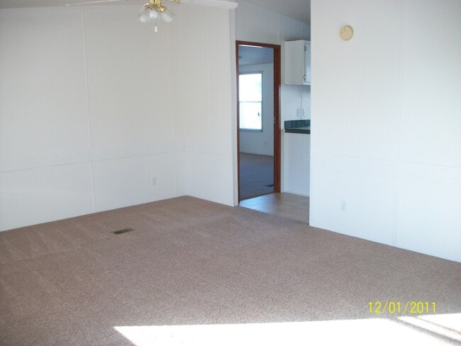 Photo - 103 Newby Ln