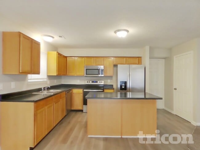 Photo - 594 Sun Ridge Blvd