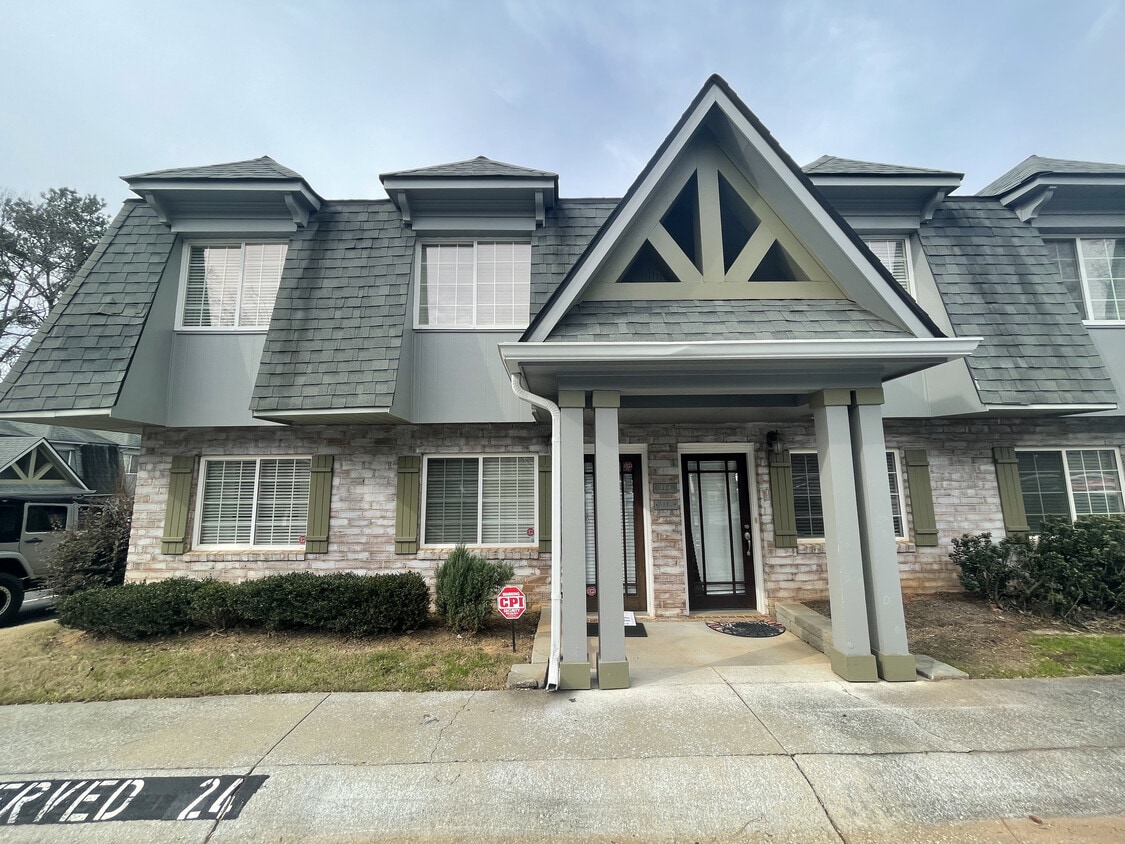 Photo - 114 Rondak Cir SE (Smyrna, GA)