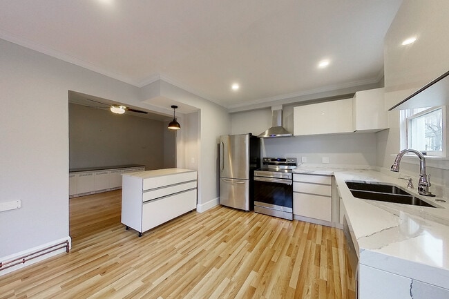 Photo - 13 Rhode Island Ave Unit 1