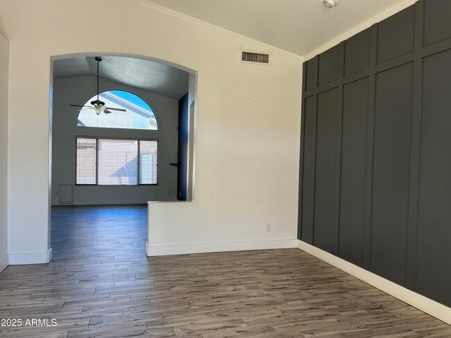 Photo - 1128 E Sheffield Ave