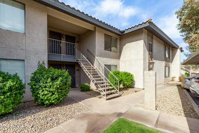 Building Photo - 1402 E Guadalupe Rd Unit 245