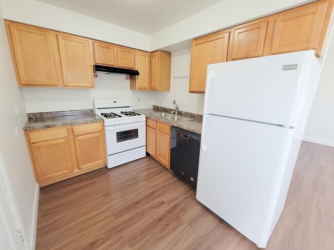 Meadowood Apartments