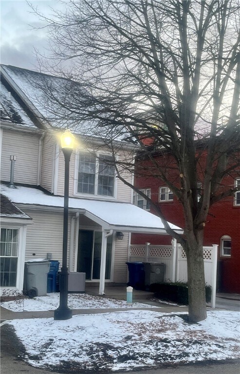 Photo - 221 W Center St