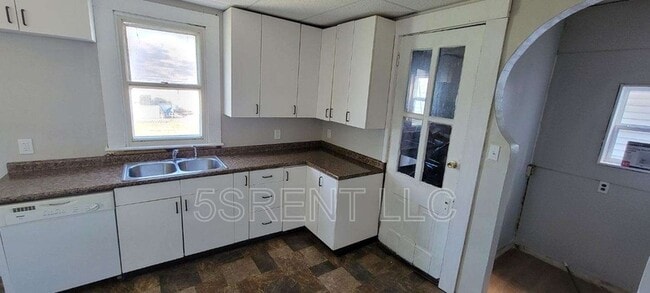 Photo - 534 Boone St