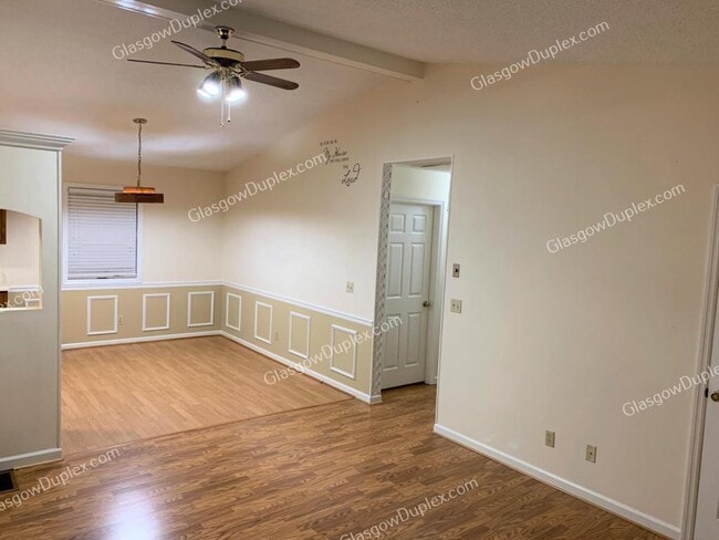 Photo - 100 Lyon Ave