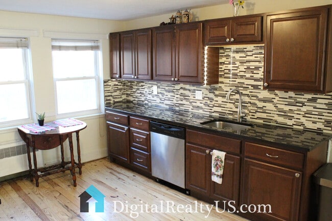 Photo - 29 Aldrich Rd Unit 1