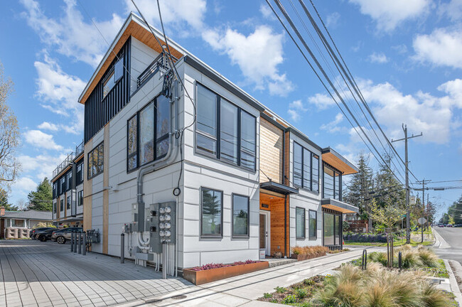 Building Photo - 4226 SW 100th St Rental