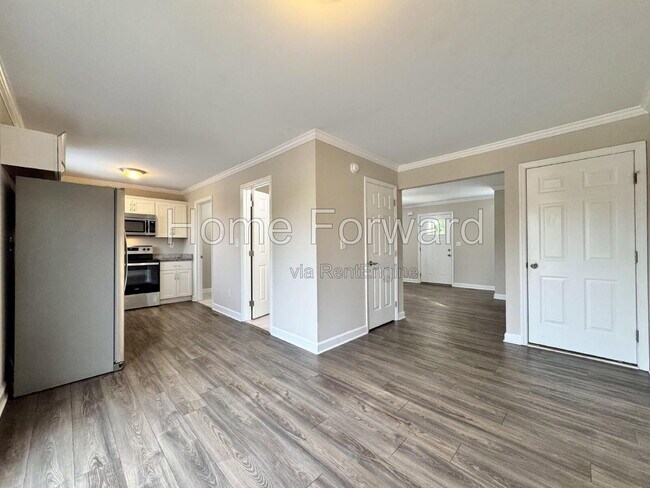 1109 Unity Dr