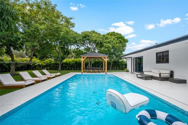 Photo - 9600 SW 147th St