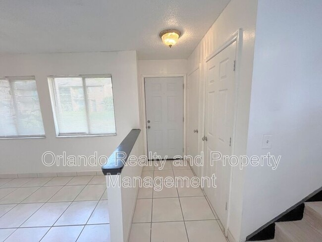 Photo - 5151 Picadilly Circus Ct Unit #2