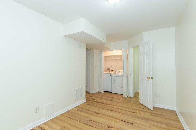 Photo - 3 Bed/2 Full,2 Half Bath Townhome in Martinsburg, WV