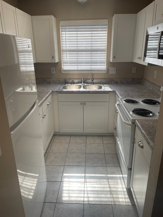 Photo - 426 Apple Dr