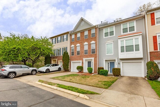 Building Photo - 15788 Nimes Ct