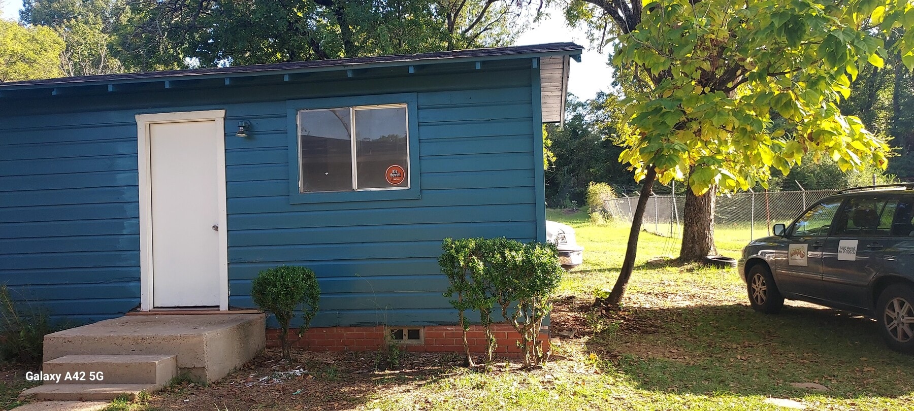 Photo - 825 ENE Loop 323