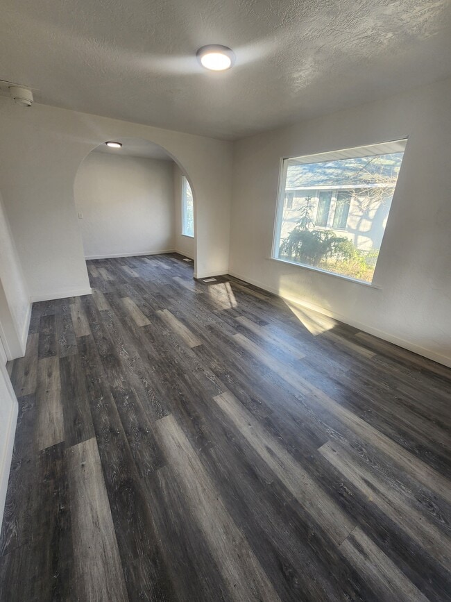 Photo - 1703 7th Ave