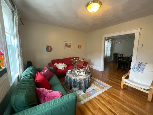 137 Fayerweather St Unit 1