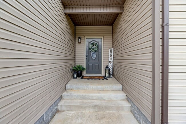 430 Woodtrace Dr