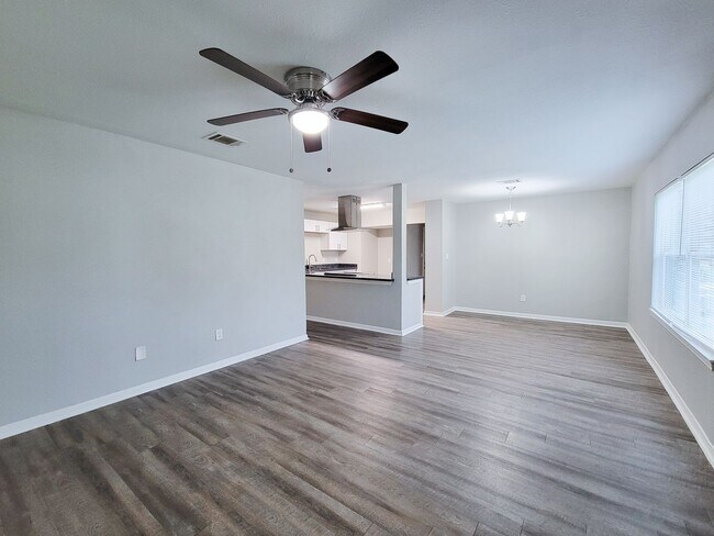 Photo - BEAUTIFUL REMODELED 3 BEDOOM LEASE HOME