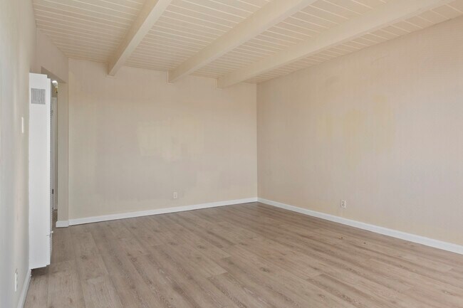 Photo - 302 S 26th St Unit 306