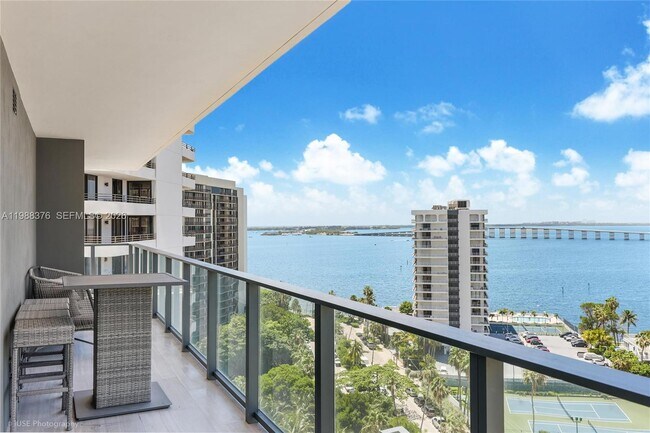 Building Photo - 1451 Brickell Ave Unit 1203