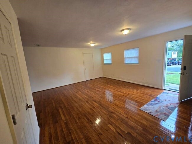 Photo - 2604 Sunnybrook Rd