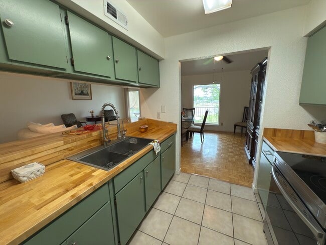 Photo - 2901 Central Blvd Unit 402