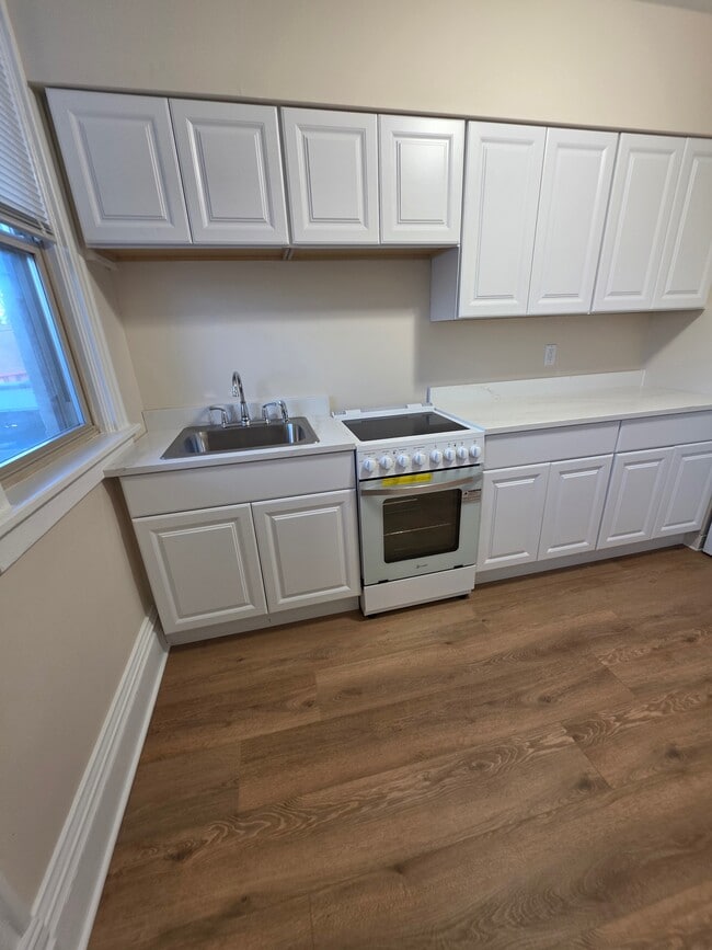 Photo - 132 Washington St Unit A