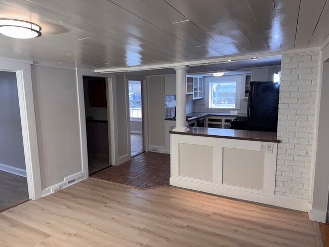 Photo - 14 Leonard St Unit 1