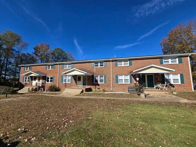 Photo - 2604 Wayside Dr