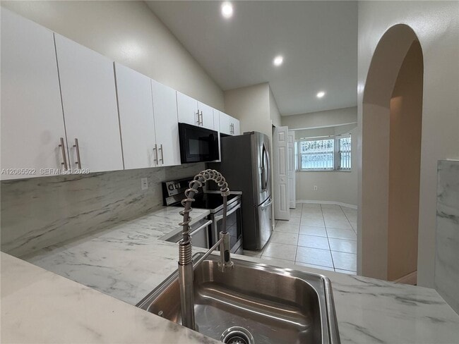 Photo - 1250 SE 29th St Unidad 202-58