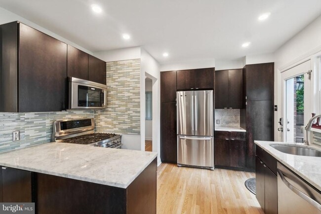Photo - 5802 Ryland Dr