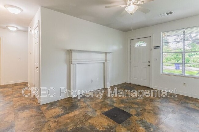 Photo - 1635 Memminger Ave
