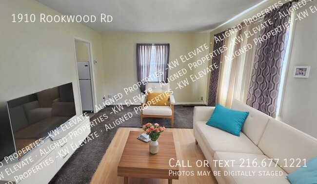 Photo - 1910 Rookwood Rd