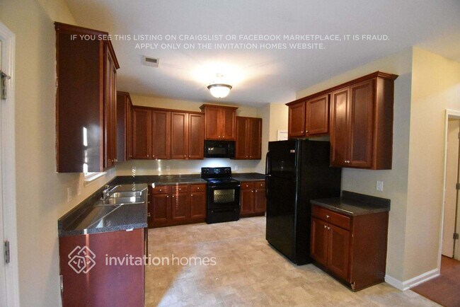 Photo - 626 Benjamin Ct