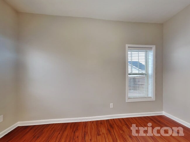 Photo - 89 Battery Way