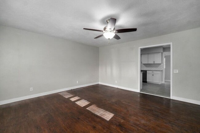 Photo - 1920 S Mayfair Ave