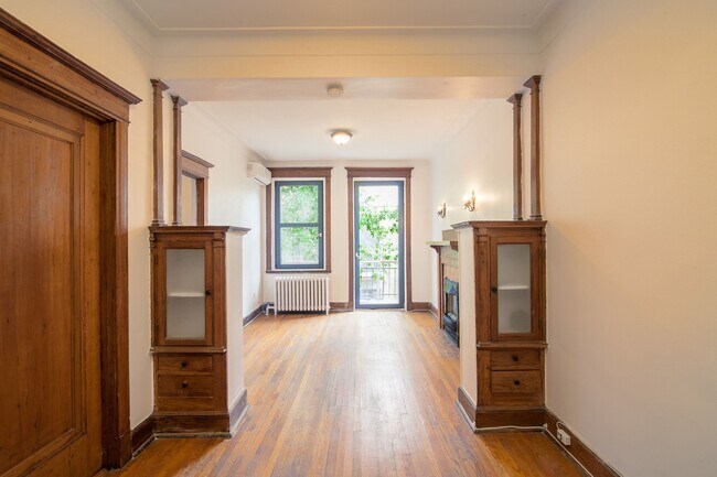 Photo - 2050 Av. Claremont Unit 29