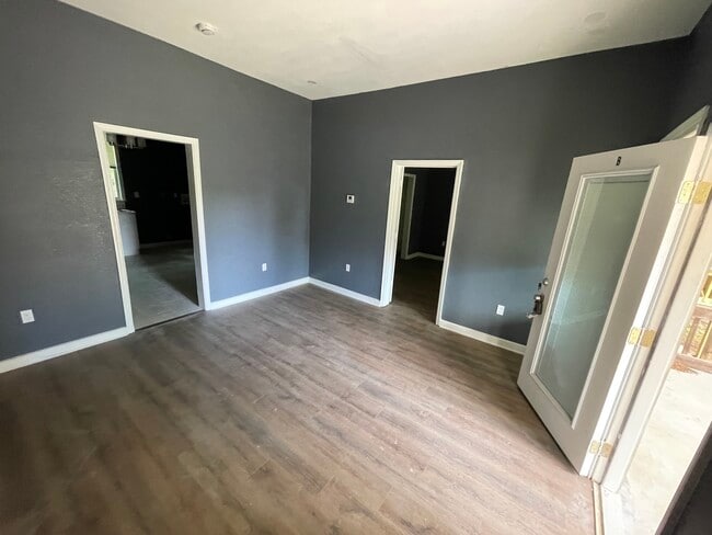 Photo - 1519 W 46th St Unidad C