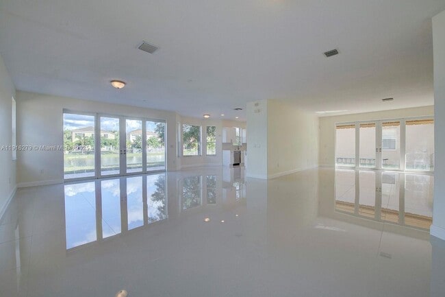 Photo - 15711 SW 53rd Ct Unit HOME