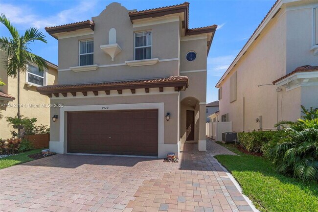 Photo - 3920 NE 13th Dr