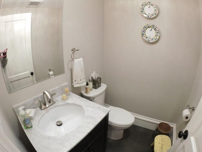 Photo - 11 Alton Pl Unit 2