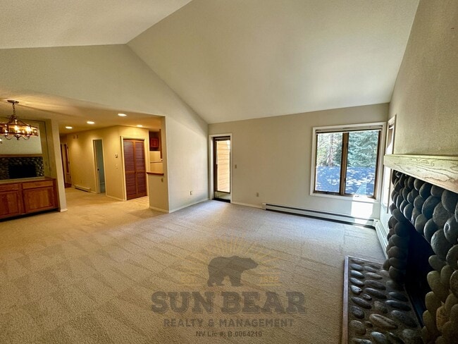 Building Photo - 2 Bedroom Condo with garage in McCloud! Wa... Unit 19